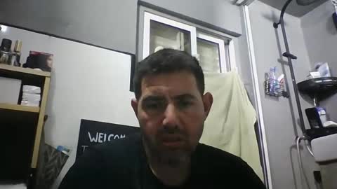 Snapshot of windowpane5 chatting on March 22, 6:11 pm windowpane online show from March 22, 6:11 pm