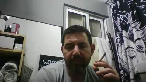 Snapshot of windowpane5 chatting on April 2, 11:24 pm windowpane online show from April 2, 11:24 pm