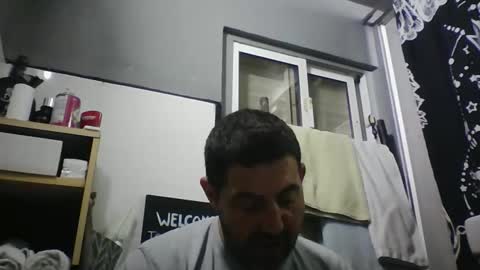 Snapshot of windowpane5 chatting on April 3, 7:01 pm windowpane online show from April 3, 7:01 pm