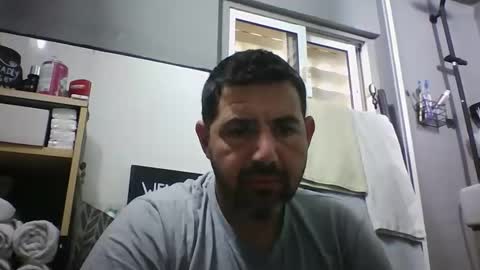 Snapshot of windowpane5 chatting on April 4, 8:45 am windowpane online show from April 4, 8:45 am