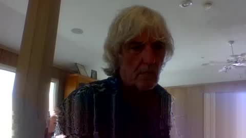 Snapshot of winedog2020 chatting on March 8, 6:34 pm Gundja Man online show from March 8, 6:34 pm