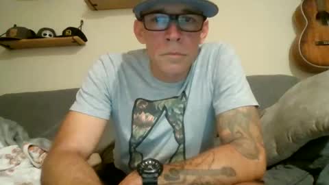 wingnutt765733 online show from December 5, 6:55 am