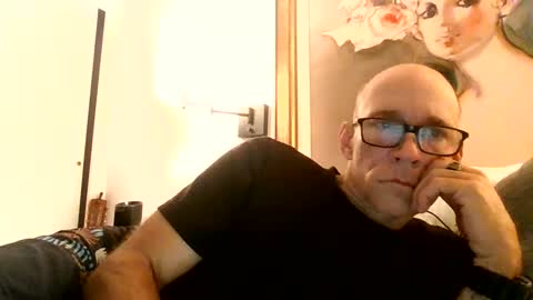 wingnutt765733498294 online show from April 11, 5:45 am