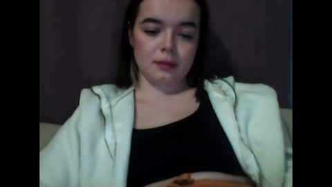 Snapshot of winter__white_rose chatting on January 13, 2:21 pm Emma online show from January 13, 2:21 pm