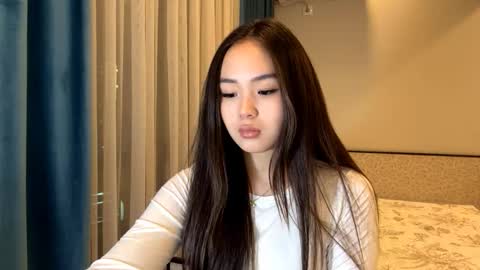 Amina online show from November 7, 3:12 pm