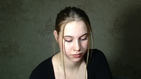 Snapshot of wira_witch chatting on December 5, 4:01 pm wira_witch online show from December 5, 4:01 pm