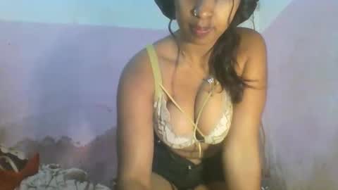 wissinaaa online show from February 12, 7:58 am