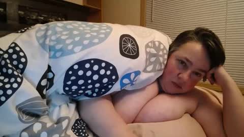 Annie online show from February 7, 7:34 am