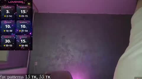 Snapshot of witchmooon chatting on February 5, 2:29 am Kiara online show from February 5, 2:29 am