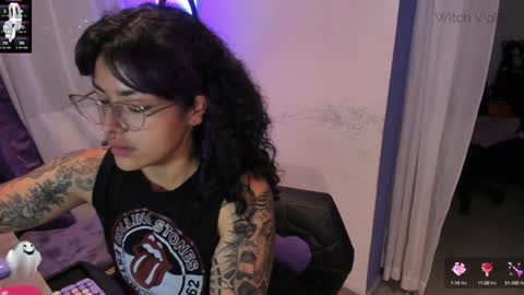 Snapshot of witchofhearts chatting on January 9, 11:13 pm Luna Violeta A r t i s t online show from January 9, 11:13 pm