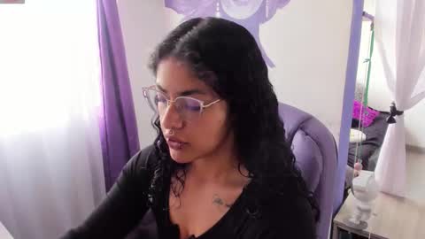     Luna Violeta  A r t i s t  online show from December 1, 3:39 pm