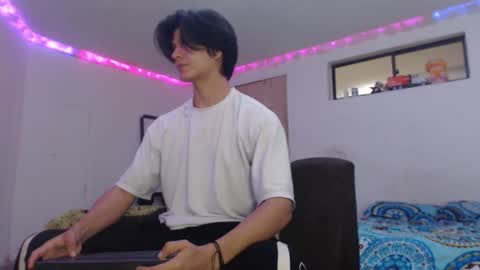 Ken online show from January 17, 4:43 pm