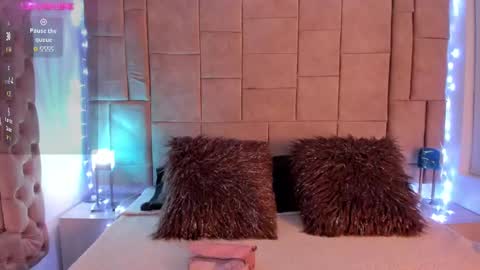 Andrea  online show from February 19, 4:01 am