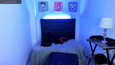 Snapshot of wiz_maleja chatting on March 1, 6:54 pm MALEJA online show from March 1, 6:54 pm