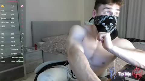 WizLoverr online show from June 12, 5:45 pm