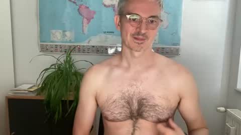 Snapshot of wladsexy88 chatting on July 1, 7:43 am Wladsexy88 online show from July 1, 7:43 am
