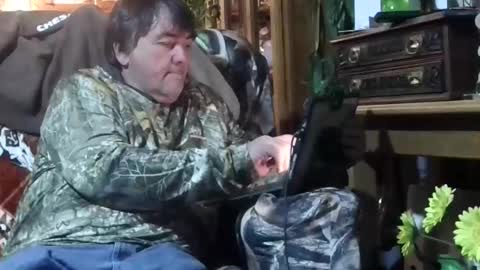 Snapshot of wldlife chatting on December 23, 4:32 am wldlife online show from December 23, 4:32 am