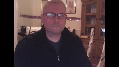 wobble444 online show from April 12, 12:26 am