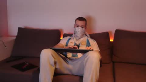 wolf021221 online show from April 2, 8:50 pm