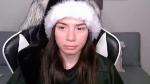 Alex online show from December 12, 2:26 am