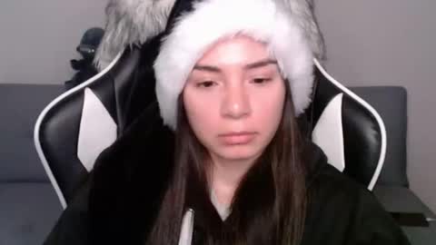 Alex online show from December 15, 3:24 am