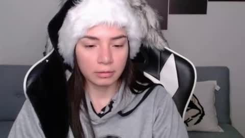 Alex online show from December 23, 3:18 am