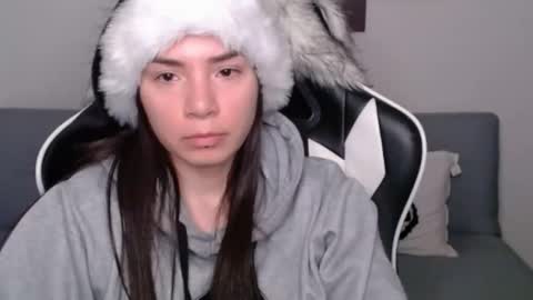 Alex online show from December 28, 3:37 am