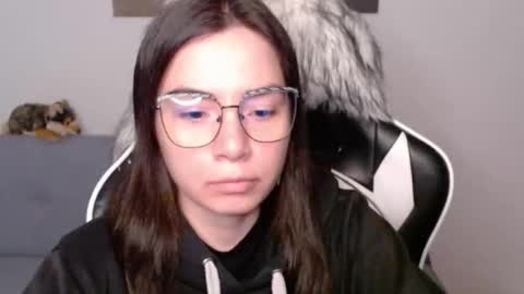 Alex online show from February 10, 2:04 am