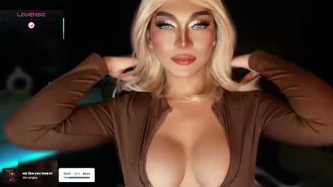 Julia online show from October 26, 12:05 am