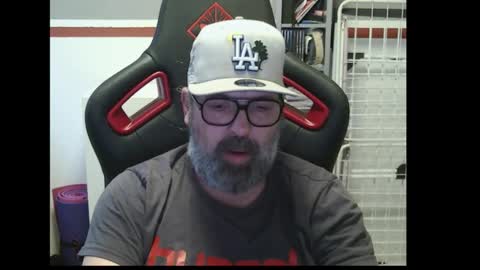 Snapshot of womenizzeer chatting on October 15, 3:56 pm Adam online show from October 15, 3:56 pm