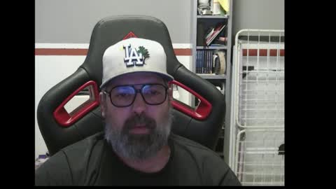 Snapshot of womenizzeer chatting on October 21, 4:19 pm Adam online show from October 21, 4:19 pm