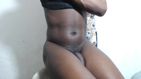 Snapshot of wonderfullight chatting on January 28, 12:32 pm SHENIEL RODRIGUEZ online show from January 28, 12:32 pm