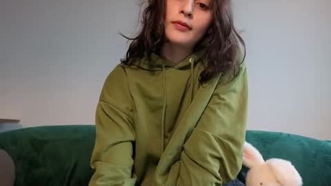 Stia online show from March 9, 1:15 pm