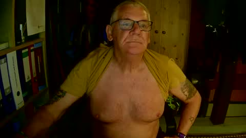 Always Horny online show from September 14, 5:01 pm