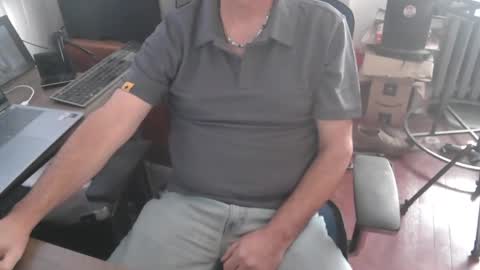 woodworker6473 online show from December 21, 3:19 pm