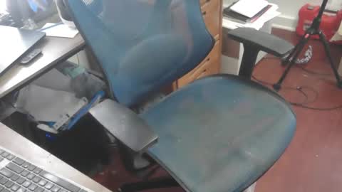 Snapshot of woodworker6473 chatting on February 12, 5:41 pm woodworker6473 online show from February 12, 5:41 pm