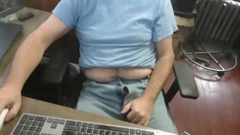 Snapshot of woodworker6473 chatting on March 5, 4:25 pm woodworker6473 online show from March 5, 4:25 pm