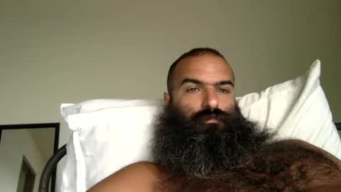 woof_wolf37 online show from September 12, 2:39 pm