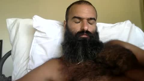 woof_wolf37 online show from October 5, 3:32 pm