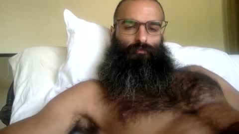 woof_wolf37 online show from March 11, 4:02 pm