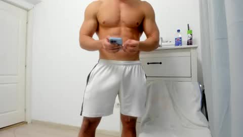 Snapshot of woolfiie chatting on December 6, 5:11 pm Wolfie online show from December 6, 5:11 pm