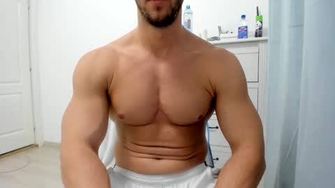 Snapshot of woolfiie chatting on December 8, 3:13 pm Wolfie online show from December 8, 3:13 pm