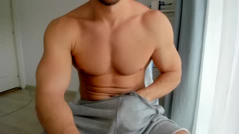 Snapshot of woolfiie chatting on January 16, 10:32 am Wolfie online show from January 16, 10:32 am