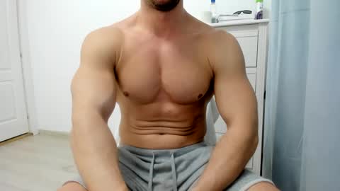 Snapshot of woolfiie chatting on February 28, 5:04 pm Wolfie online show from February 28, 5:04 pm
