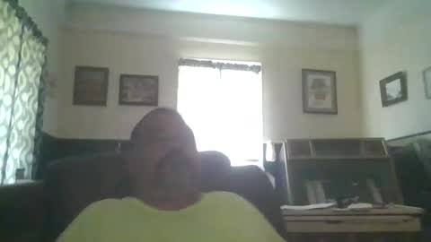 Snapshot of woperator12 chatting on April 18, 6:34 pm woperator12 online show from April 18, 6:34 pm
