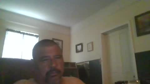 Snapshot of woperator12 chatting on April 18, 10:10 pm woperator12 online show from April 18, 10:10 pm