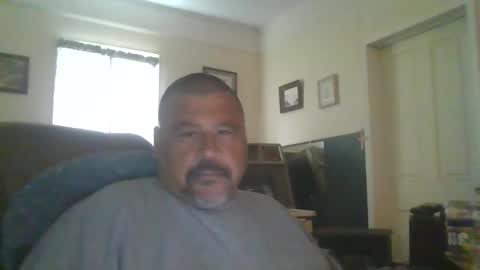 Snapshot of woperator12 chatting on April 19, 6:10 pm woperator12 online show from April 19, 6:10 pm