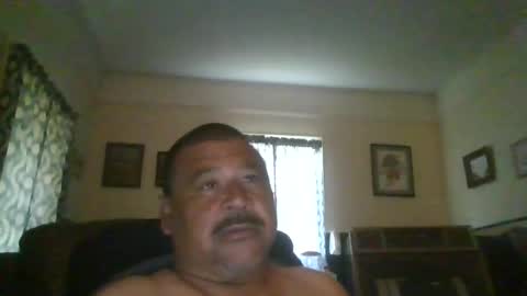 Snapshot of woperator12 chatting on April 26, 11:24 pm woperator12 online show from April 26, 11:24 pm