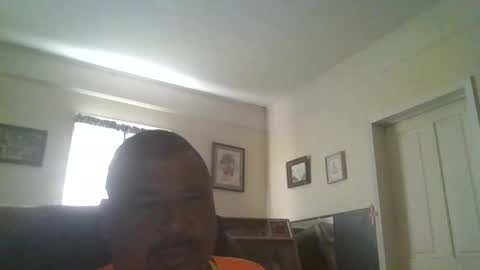 Snapshot of woperator12 chatting on May 3, 2:45 pm woperator12 online show from May 3, 2:45 pm