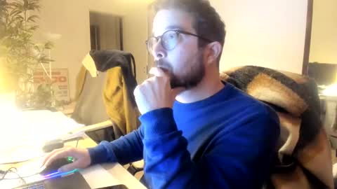 Snapshot of workinglater chatting on February 8, 7:59 pm workinglater online show from February 8, 7:59 pm
